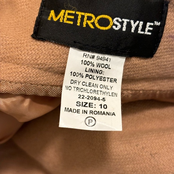 Metrostyle Women's Size 10 Wool Tan Straight Leg Pants with Turn-Up Hems - Picture 8 of 10